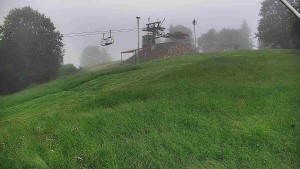 Skiareál Karolinka - Otočná kamera na sjezdovce - 13.6.2026 v 07:35 Skiareál Karolinka - Otočná kamera na sjezdovce - 13.6.2026 v 07:35