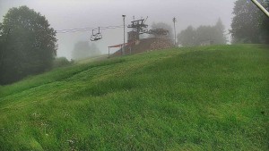 Skiareál Karolinka - Otočná kamera na sjezdovce - 13.6.2026 v 07:45 Skiareál Karolinka - Otočná kamera na sjezdovce - 13.6.2026 v 07:45
