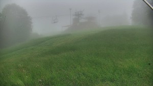 Skiareál Karolinka - Otočná kamera na sjezdovce - 13.6.2026 v 08:01 Skiareál Karolinka - Otočná kamera na sjezdovce - 13.6.2026 v 08:01