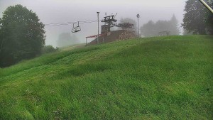 Skiareál Karolinka - Otočná kamera na sjezdovce - 13.6.2026 v 08:15 Skiareál Karolinka - Otočná kamera na sjezdovce - 13.6.2026 v 08:15