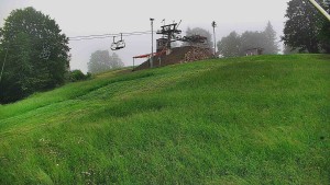 Skiareál Karolinka - Otočná kamera na sjezdovce - 13.6.2026 v 08:25 Skiareál Karolinka - Otočná kamera na sjezdovce - 13.6.2026 v 08:25