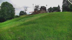Skiareál Karolinka - Otočná kamera na sjezdovce - 13.6.2026 v 10:20 Skiareál Karolinka - Otočná kamera na sjezdovce - 13.6.2026 v 10:20