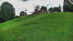 Skiareál Karolinka - Otočná kamera na sjezdovce - 13.6.2026 v 12:02 Skiareál Karolinka - Otočná kamera na sjezdovce - 13.6.2026 v 12:02