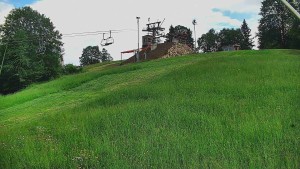 Skiareál Karolinka - Otočná kamera na sjezdovce - 13.6.2026 v 13:40 Skiareál Karolinka - Otočná kamera na sjezdovce - 13.6.2026 v 13:40