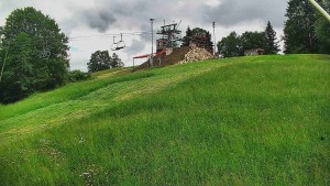 Skiareál Karolinka - Otočná kamera na sjezdovce - 13.6.2026 v 14:10 Skiareál Karolinka - Otočná kamera na sjezdovce - 13.6.2026 v 14:10