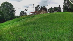 Skiareál Karolinka - Otočná kamera na sjezdovce - 13.6.2026 v 14:20 Skiareál Karolinka - Otočná kamera na sjezdovce - 13.6.2026 v 14:20