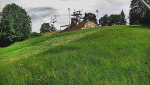 Skiareál Karolinka - Otočná kamera na sjezdovce - 13.6.2026 v 14:50 Skiareál Karolinka - Otočná kamera na sjezdovce - 13.6.2026 v 14:50