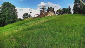 Skiareál Karolinka - Otočná kamera na sjezdovce - 13.6.2026 v 15:40 Skiareál Karolinka - Otočná kamera na sjezdovce - 13.6.2026 v 15:40