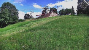 Skiareál Karolinka - Otočná kamera na sjezdovce - 13.6.2026 v 15:50 Skiareál Karolinka - Otočná kamera na sjezdovce - 13.6.2026 v 15:50