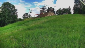 Skiareál Karolinka - Otočná kamera na sjezdovce - 13.6.2026 v 15:55 Skiareál Karolinka - Otočná kamera na sjezdovce - 13.6.2026 v 15:55