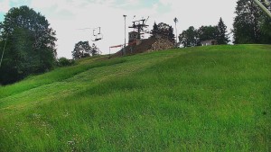Skiareál Karolinka - Otočná kamera na sjezdovce - 13.6.2026 v 16:20 Skiareál Karolinka - Otočná kamera na sjezdovce - 13.6.2026 v 16:20