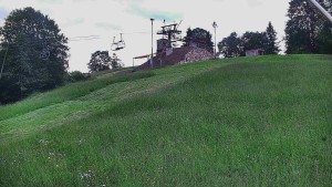 Skiareál Karolinka - Otočná kamera na sjezdovce - 16.6.2026 v 05:20 Skiareál Karolinka - Otočná kamera na sjezdovce - 16.6.2026 v 05:20