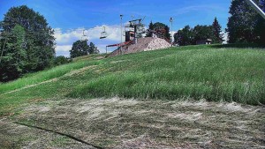 Ośrodek narciarski Karolinka - Obrotowa kamera na stoku narciarskim - 24.6.2026 v 15:55 Ośrodek narciarski Karolinka - Obrotowa kamera na stoku narciarskim - 24.6.2026 v 15:55