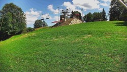 Rotating camera on the ski slope