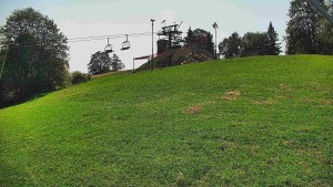 Skiareál Karolinka - Otočná kamera na sjezdovce - 31.7.2026 v 10:55 Skiareál Karolinka - Otočná kamera na sjezdovce - 31.7.2026 v 10:55