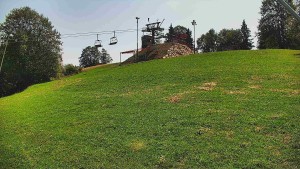 Skiareál Karolinka - Otočná kamera na sjezdovce - 31.7.2026 v 11:55 Skiareál Karolinka - Otočná kamera na sjezdovce - 31.7.2026 v 11:55