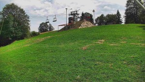 Skiareál Karolinka - Otočná kamera na sjezdovce - 1.8.2026 v 12:55 Skiareál Karolinka - Otočná kamera na sjezdovce - 1.8.2026 v 12:55