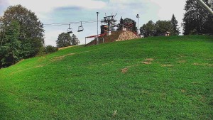 Skiareál Karolinka - Otočná kamera na sjezdovce - 1.8.2026 v 16:55 Skiareál Karolinka - Otočná kamera na sjezdovce - 1.8.2026 v 16:55
