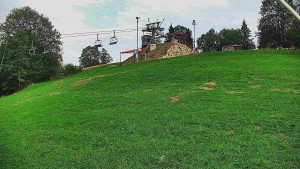 Skiareál Karolinka - Otočná kamera na sjezdovce - 1.8.2026 v 18:05 Skiareál Karolinka - Otočná kamera na sjezdovce - 1.8.2026 v 18:05