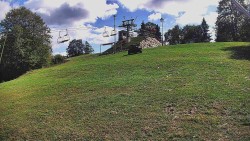 Rotating camera on the ski slope