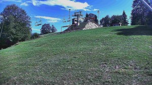 Skiareál Karolinka - Otočná kamera na sjezdovce - 16.9.2026 v 13:55 Skiareál Karolinka - Otočná kamera na sjezdovce - 16.9.2026 v 13:55