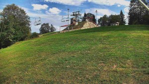Skiareál Karolinka - Otočná kamera na sjezdovce - 16.9.2026 v 15:55 Skiareál Karolinka - Otočná kamera na sjezdovce - 16.9.2026 v 15:55
