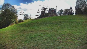 Skiareál Karolinka - Otočná kamera na sjezdovce - 9.10.2026 v 10:55 Skiareál Karolinka - Otočná kamera na sjezdovce - 9.10.2026 v 10:55