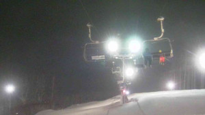 Ski Karlov - areál Karlov - Vyhlídková - 8.3.2023 v 19:01