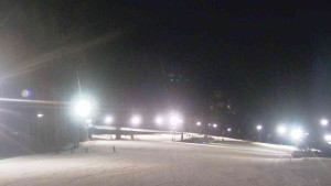 Ski Karlov - areál Karlov - Sjezdovky V Javořinách a Rodinná - 10.3.2023 v 19:01