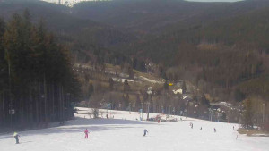 Ski Karlov - areál Karlov - Sjezdovky V Javořinách a Rodinná - 17.3.2023 v 13:01