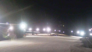 Ski Karlov - areál Karlov - Sjezdovky V Javořinách a Rodinná - 25.3.2023 v 20:01