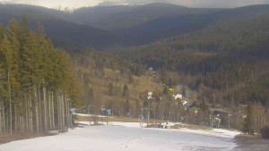 Ski Karlov - areál Karlov - Sjezdovky V Javořinách a Rodinná - 6.4.2023 v 09:01
