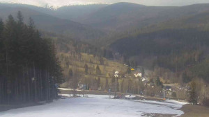 Ski Karlov - areál Karlov - Sjezdovky V Javořinách a Rodinná - 6.4.2023 v 14:01