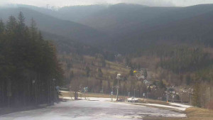 Ski Karlov - areál Karlov - Sjezdovky V Javořinách a Rodinná - 9.4.2023 v 17:01
