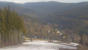 Ski Karlov - areál Karlov - Sjezdovky V Javořinách a Rodinná - 10.4.2023 v 08:01