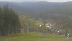 Ski Karlov - areál Karlov - Sjezdovky V Javořinách a Rodinná - 19.4.2024 v 12:01 Ski Karlov - areál Karlov - Sjezdovky V Javořinách a Rodinná - 19.4.2024 v 12:01