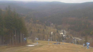 Ski Karlov - areál Karlov - Sjezdovky V Javořinách a Rodinná - 15.11.2024 v 11:01 Ski Karlov - areál Karlov - Sjezdovky V Javořinách a Rodinná - 15.11.2024 v 11:01