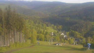 Ski Karlov - areál Karlov - Sjezdovky V Javořinách a Rodinná - 21.5.2025 v 07:01 Ski Karlov - areál Karlov - Sjezdovky V Javořinách a Rodinná - 21.5.2025 v 07:01