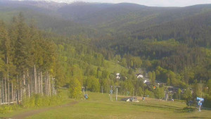 Ski Karlov - areál Karlov - Sjezdovky V Javořinách a Rodinná - 21.5.2025 v 08:01 Ski Karlov - areál Karlov - Sjezdovky V Javořinách a Rodinná - 21.5.2025 v 08:01