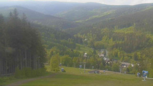 Ski Karlov - areál Karlov - Sjezdovky V Javořinách a Rodinná - 21.5.2025 v 17:01 Ski Karlov - areál Karlov - Sjezdovky V Javořinách a Rodinná - 21.5.2025 v 17:01