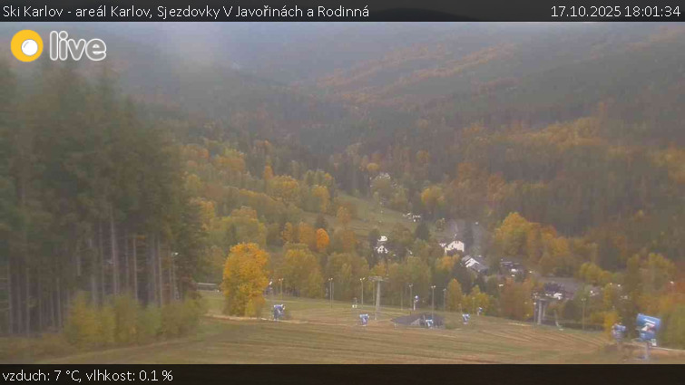 Ski Karlov - areál Karlov - Sjezdovky V Javořinách a Rodinná - 17.10.2025 v 18:01 Ski Karlov - areál Karlov - Sjezdovky V Javořinách a Rodinná - 17.10.2025 v 18:01