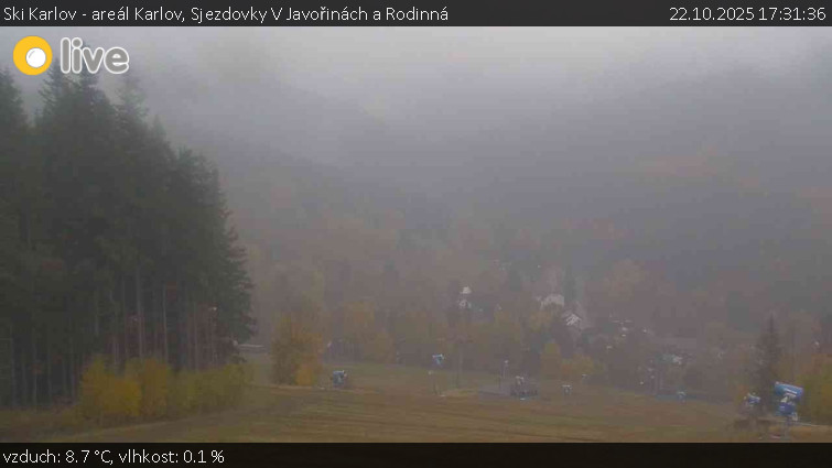 Ski Karlov - areál Karlov - Sjezdovky V Javořinách a Rodinná - 22.10.2025 v 17:31 Ski Karlov - areál Karlov - Sjezdovky V Javořinách a Rodinná - 22.10.2025 v 17:31
