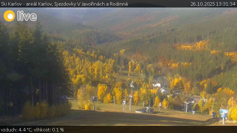 Ski Karlov - areál Karlov - Sjezdovky V Javořinách a Rodinná - 26.10.2025 v 13:31 Ski Karlov - areál Karlov - Sjezdovky V Javořinách a Rodinná - 26.10.2025 v 13:31