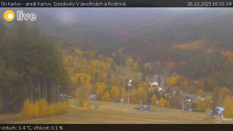 Ski Karlov - areál Karlov - Sjezdovky V Javořinách a Rodinná - 26.10.2025 v 16:31 Ski Karlov - areál Karlov - Sjezdovky V Javořinách a Rodinná - 26.10.2025 v 16:31