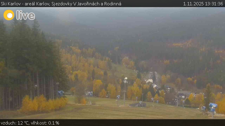 Ski Karlov - areál Karlov - Sjezdovky V Javořinách a Rodinná - 1.11.2025 v 13:31 Ski Karlov - areál Karlov - Sjezdovky V Javořinách a Rodinná - 1.11.2025 v 13:31