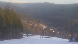 Ski Karlov - areál Karlov - Sjezdovky V Javořinách a Rodinná - 11.3.2026 v 07:02 Ski Karlov - areál Karlov - Sjezdovky V Javořinách a Rodinná - 11.3.2026 v 07:02