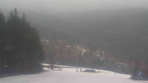 Ski Karlov - areál Karlov - Sjezdovky V Javořinách a Rodinná - 16.3.2026 v 08:32 Ski Karlov - areál Karlov - Sjezdovky V Javořinách a Rodinná - 16.3.2026 v 08:32