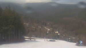 Ski Karlov - areál Karlov - Sjezdovky V Javořinách a Rodinná - 16.3.2026 v 12:02 Ski Karlov - areál Karlov - Sjezdovky V Javořinách a Rodinná - 16.3.2026 v 12:02