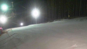 Ski Karlov - areál Karlov - Sjezdovka Sportovní - 19.3.2023 v 19:01