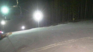 Ski Karlov - areál Karlov - Sjezdovka Sportovní - 21.3.2023 v 20:01